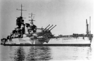【イタリア】大和を上回る射程距離42.8キロの主砲　戦艦ローマ、海底で残骸を発見